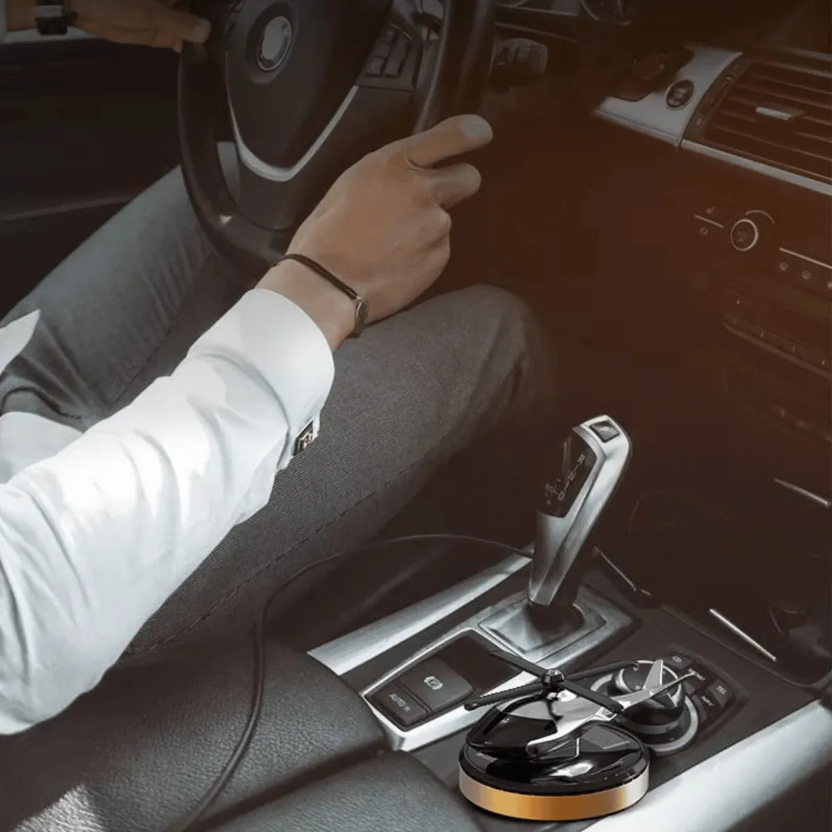 AMBIENTADOR SOLAR DE LUJO PARA CARRO 🚁